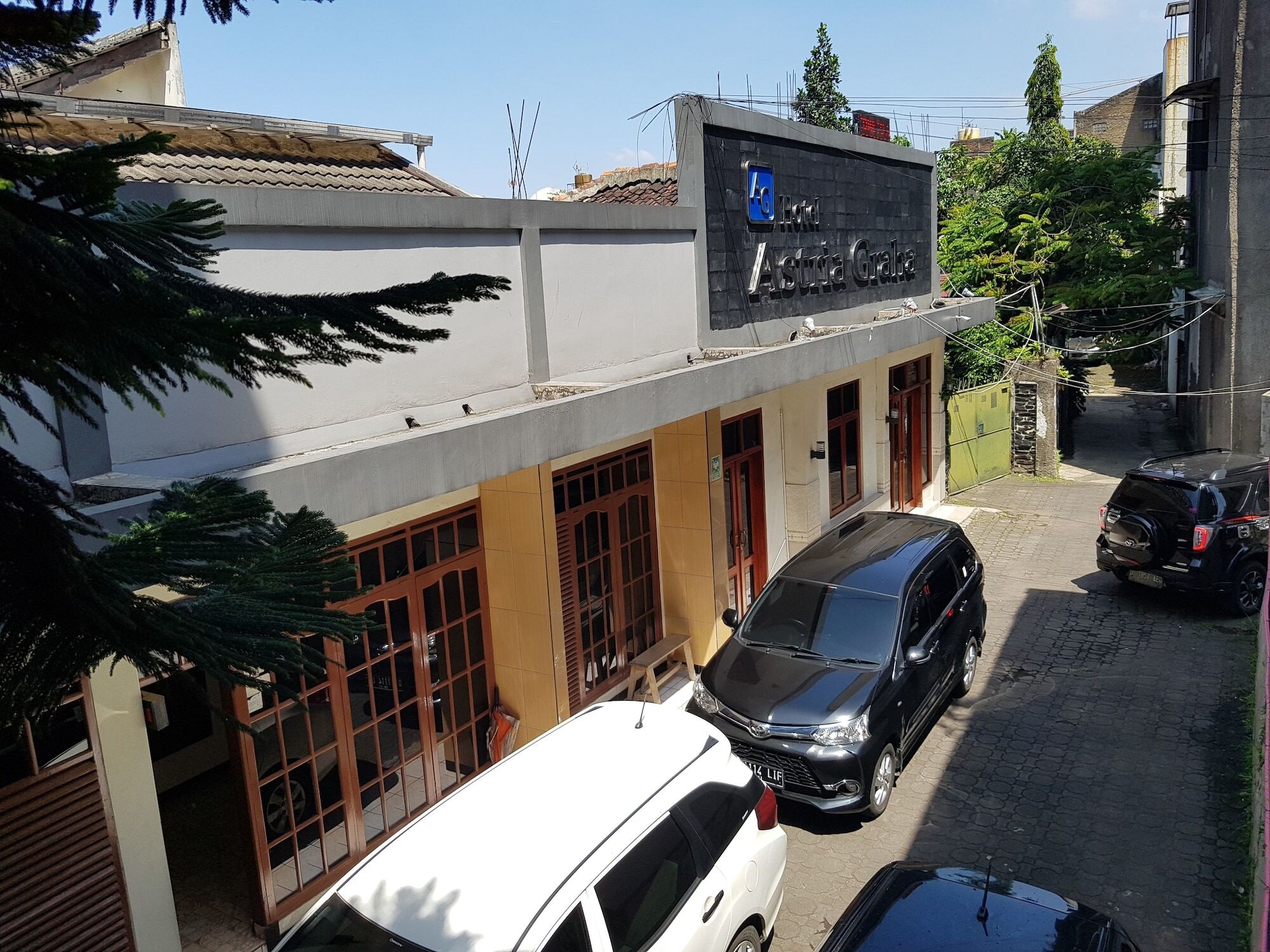 Astria Graha Hotel Bandung Exterior photo